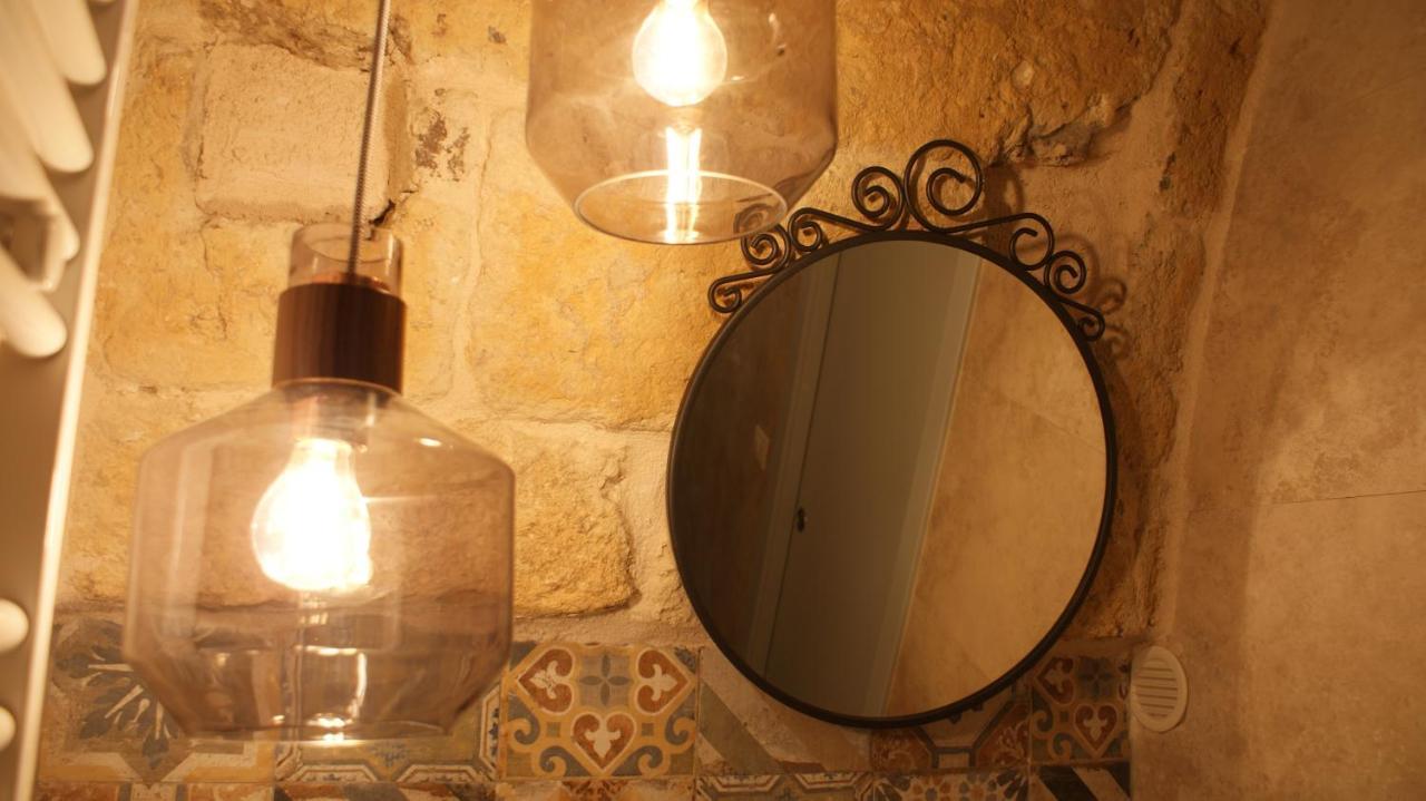 La Mansio Del Vicolo Villa Mola di Bari Eksteriør bilde
